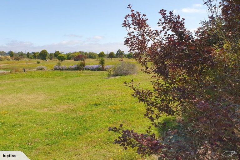 Photo of property in 76 Blue Gum Place, New Brighton, Christchurch, 8083