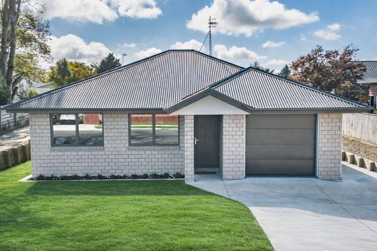 Photo of property in 50 Kings Drive, Levin, 5510