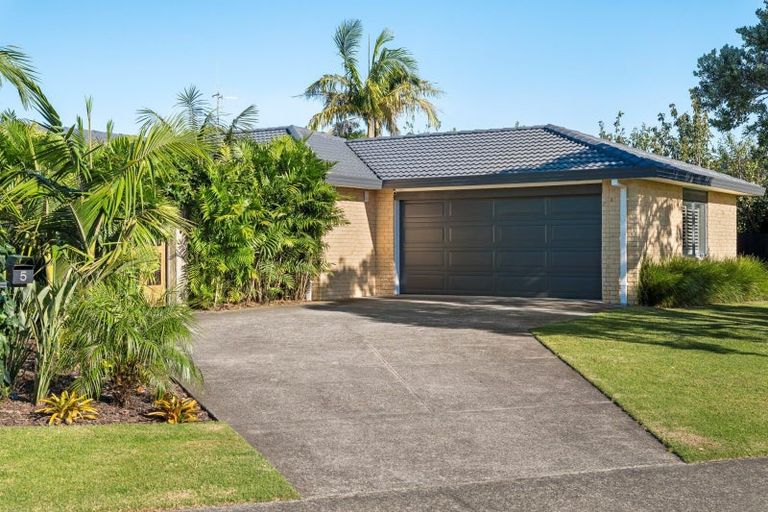 Photo of property in 5 Arabian Drive, Papamoa Beach, Papamoa, 3118