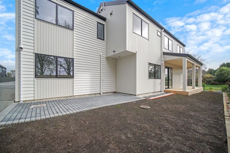 Photo of property in 37 Burberry Road, Karaka, Drury, 2578