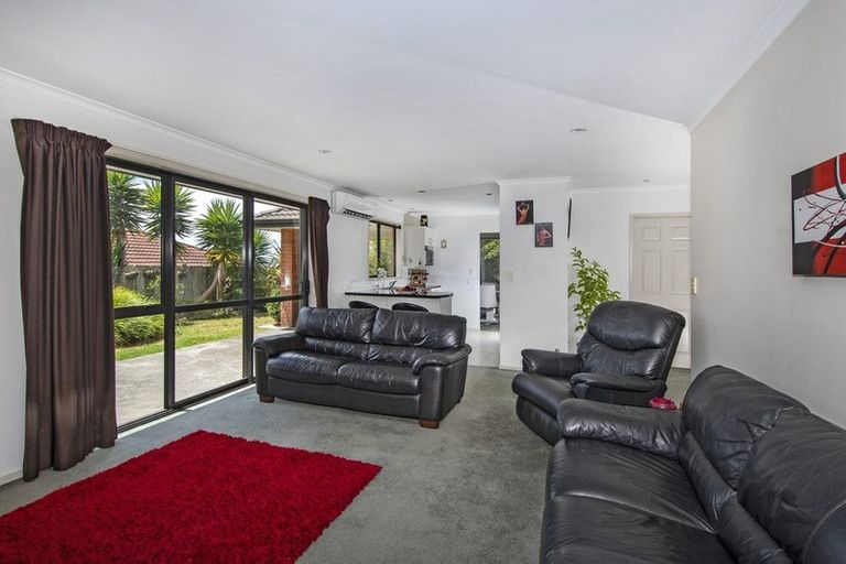 Photo of property in 6 Mcainch Place, Te Kamo, Whangarei, 0112