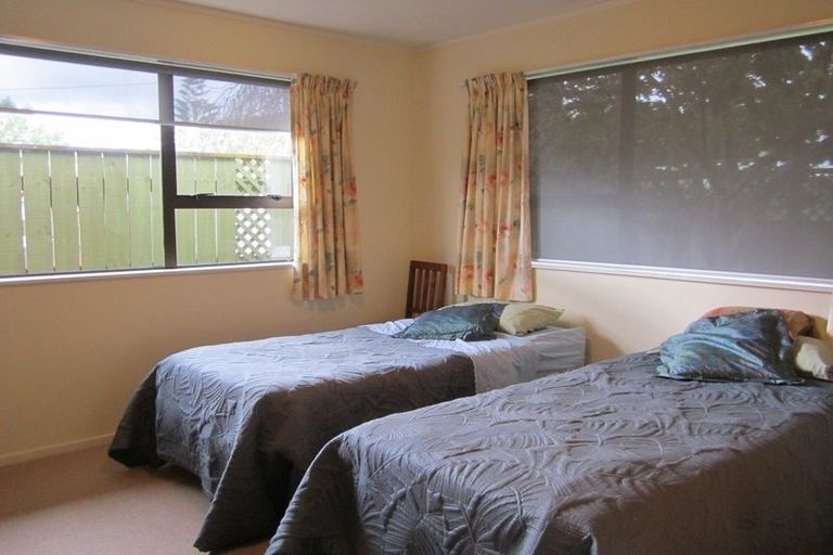 Photo of property in 5a Waimarie Avenue, Paraparaumu, 5032