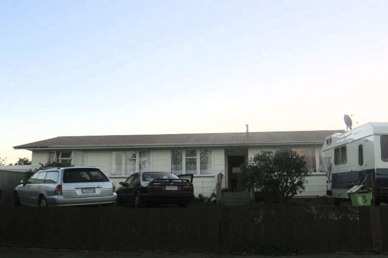Photo of property in 3 Buller Place, Westbrook, Palmerston North, 4412