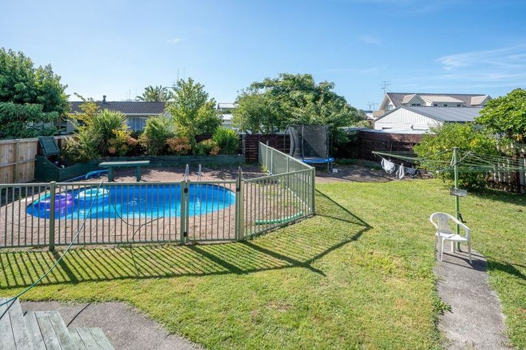 Photo of property in 4 Lansdowne Crescent, Glenview, Hamilton, 3206