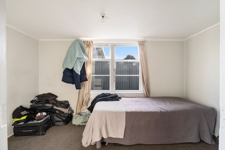 Photo of property in 10 Cornfoot Street, Castlecliff, Whanganui, 4501
