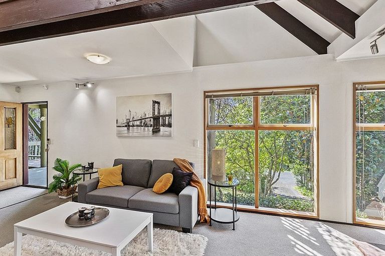 Photo of property in 177 Parker Road, Oratia, Auckland, 0604