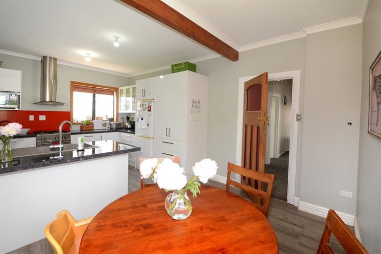 Photo of property in 10 Argyle Street, Mornington, Dunedin, 9011