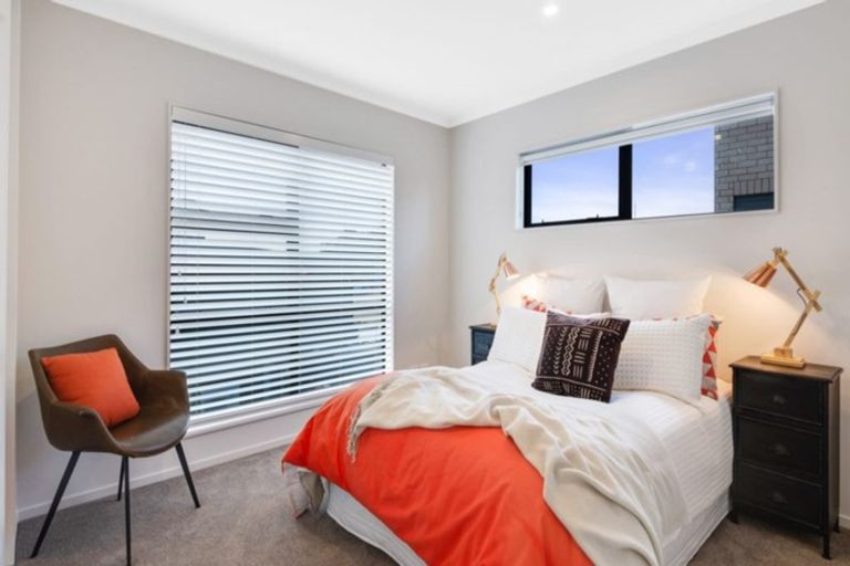 Photo of property in 4 Pepene Avenue, Takanini, 2112