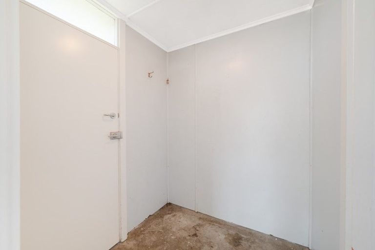 Photo of property in 32 Carisbrooke Street, Aranui, Christchurch, 8061