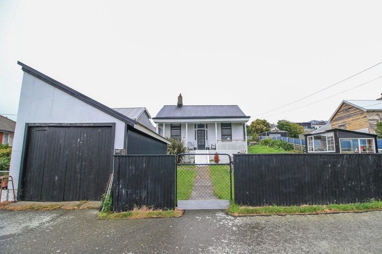 Photo of property in 94 Barrow Street, Bluff, 9814