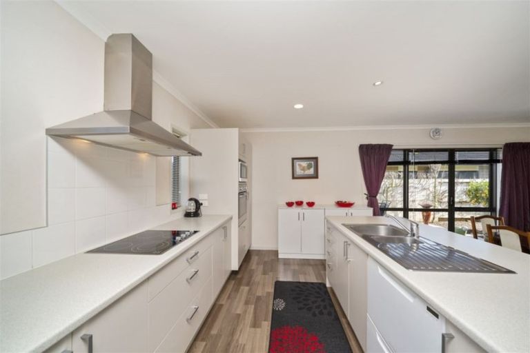 Photo of property in 11 Reremoana Close, Hawera, 4610