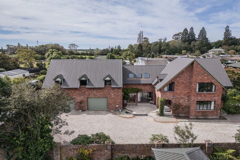 Photo of property in 20 Saint Leonards Road, Temuka, 7920