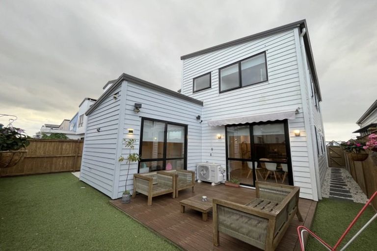 Photo of property in 4 Minhas Road, Papakura, 2110