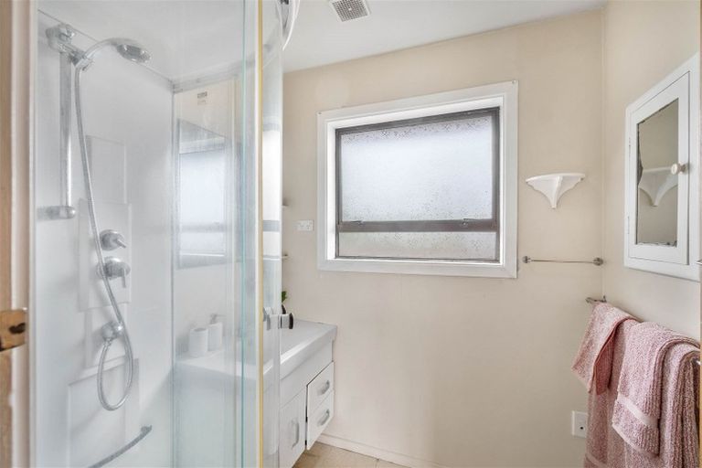 Photo of property in 3 Chedworth Avenue, Bishopdale, Christchurch, 8053