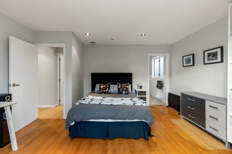 Photo of property in 45 Regent Street, Devonport, Auckland, 0624