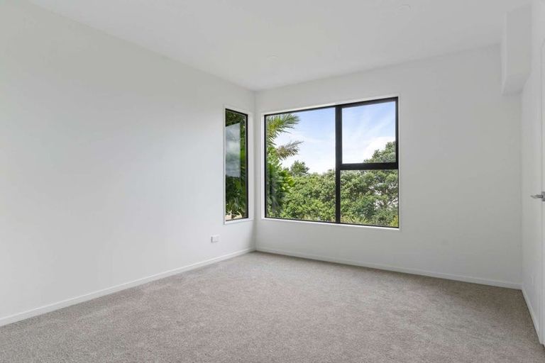 Photo of property in 6/24 Carnoustie Drive, Wattle Downs, Auckland, 2103