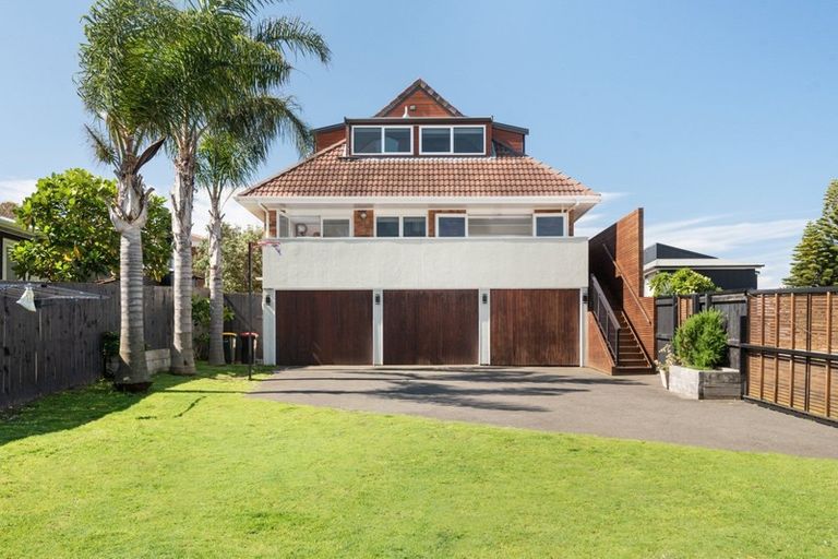 Photo of property in 155 Oceanbeach Road, Mount Maunganui, 3116