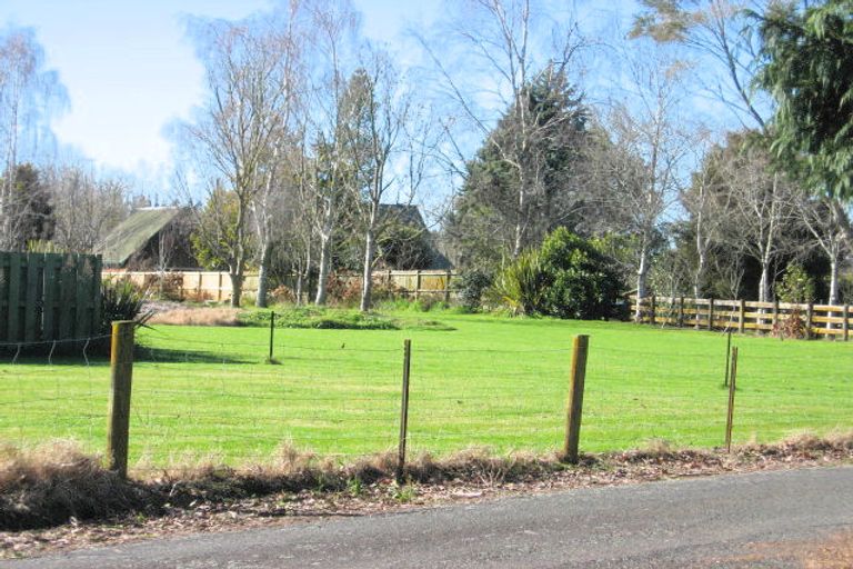 Photo of property in 4 Cotebrooke Lane, Hillcrest, Hamilton, 3216