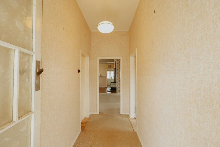 Photo of property in 6 Vincent Drive, Levin, 5510