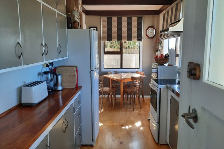 Photo of property in 11b Lomita Road, Johnsonville, Wellington, 6037