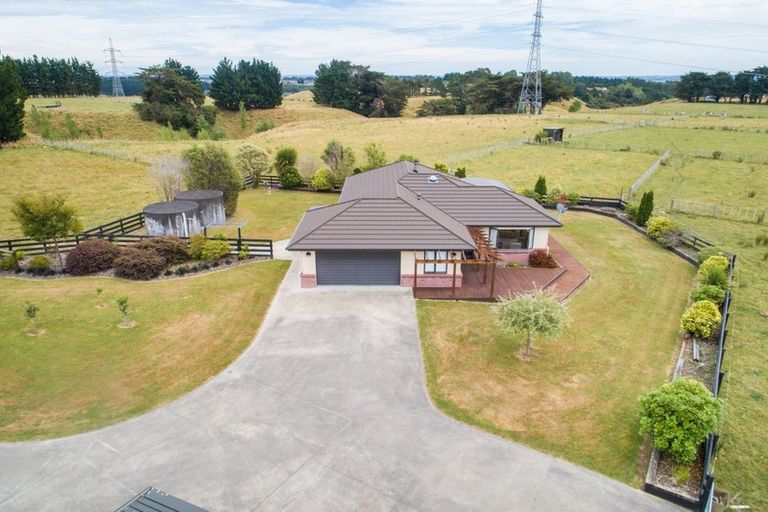 Photo of property in 32 Stoneleigh Lane, Aokautere, Palmerston North, 4471