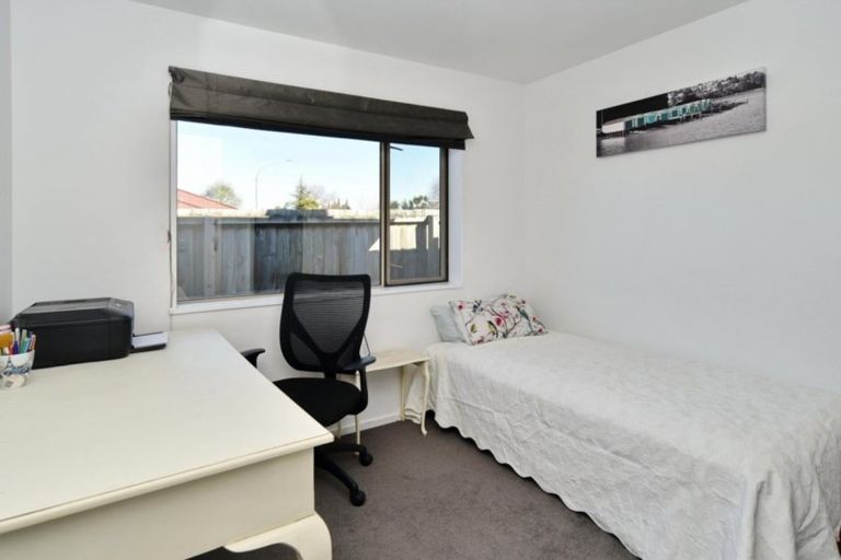 Photo of property in 92 Charles Street, Rangiora, 7400