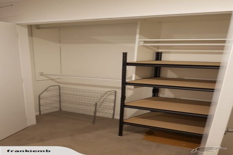 Photo of property in 10 Manutewhau Road, Massey, Auckland, 0614