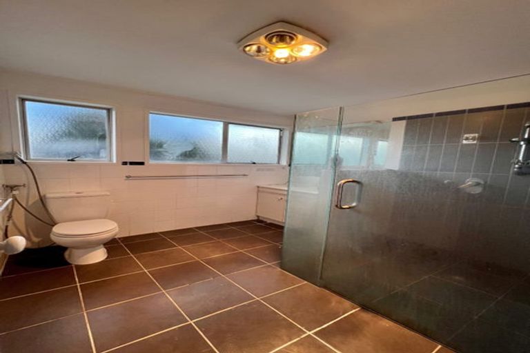 Photo of property in 31 Lyren Place, Half Moon Bay, Auckland, 2012