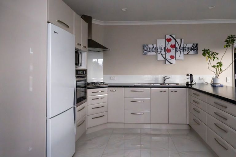 Photo of property in 7 Barry Curtis Place, Levin, 5510