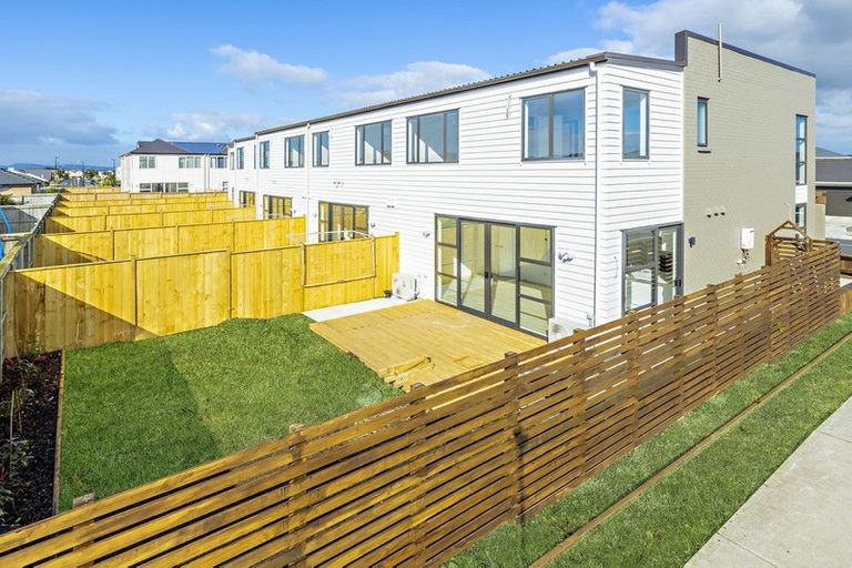 Photo of property in 13 Gum Spear Road, Takanini, 2112