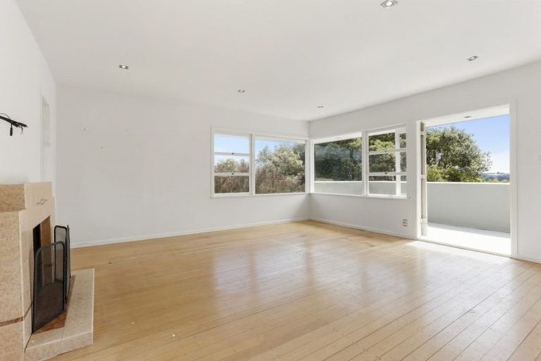 Photo of property in 585 Whangaparaoa Road, Stanmore Bay, Whangaparaoa, 0932