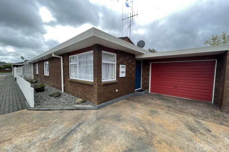 Photo of property in 2/8 Princes Street, Kensington, Whangarei, 0112
