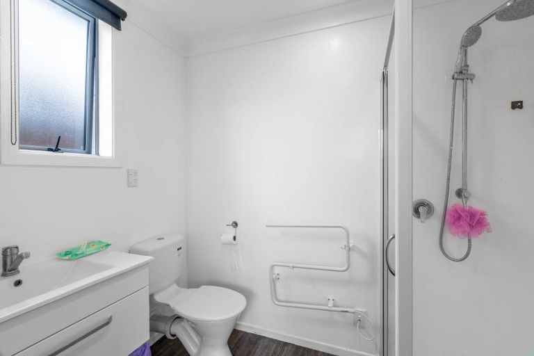 Photo of property in 124 Newcastle Street, Windsor, Invercargill, 9810