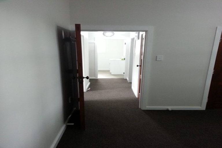 Photo of property in 105 Victoria Avenue, Palmerston North, 4410
