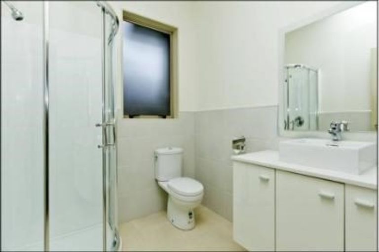 Photo of property in 6a Becroft Drive, Forrest Hill, Auckland, 0620