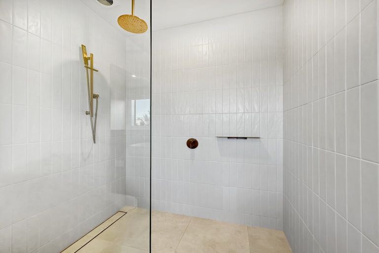 Photo of property in 14 The Fairways, Kinloch, Taupo, 3377