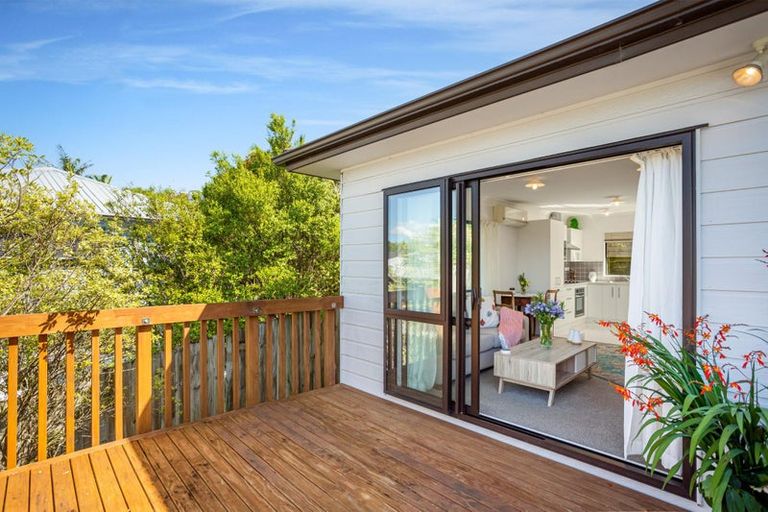 Photo of property in 88a West Harbour Drive, West Harbour, Auckland, 0618