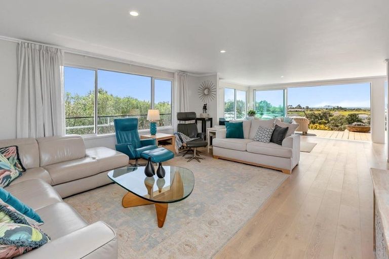 Photo of property in 214 Marsden Point Road, Ruakaka, 0116