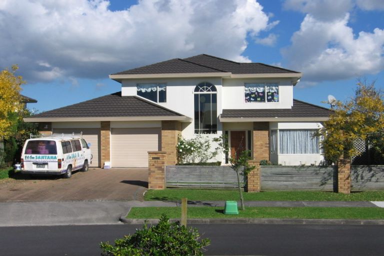Photo of property in 32 Fremantle Place, Pakuranga Heights, Auckland, 2010