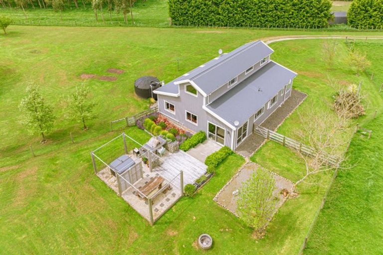 Photo of property in 362 Wiltons Road, West Taratahi, Carterton, 5791