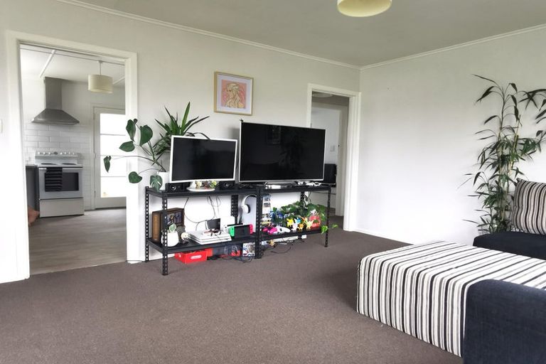 Photo of property in 1/1302 Caroline Road, Mayfair, Hastings, 4122