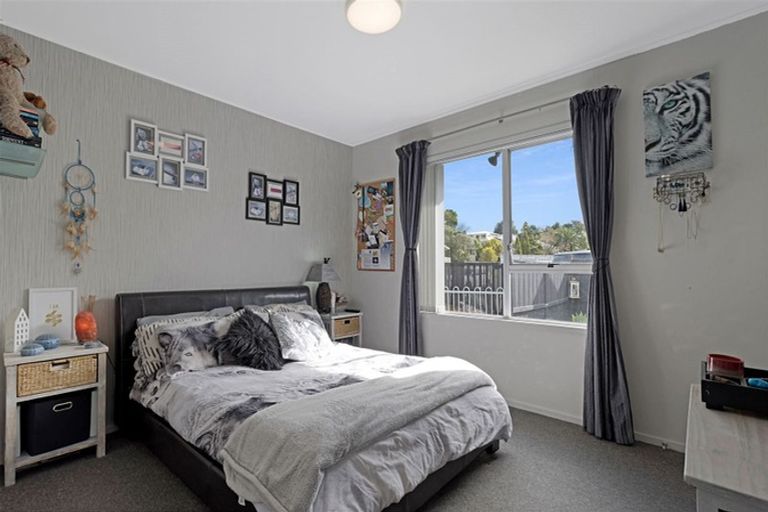 Photo of property in 36 Glynnbrooke Street, Te Atatu South, Auckland, 0610