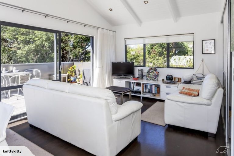 Photo of property in 3 Michelle Lane, Hahei, Whitianga, 3591