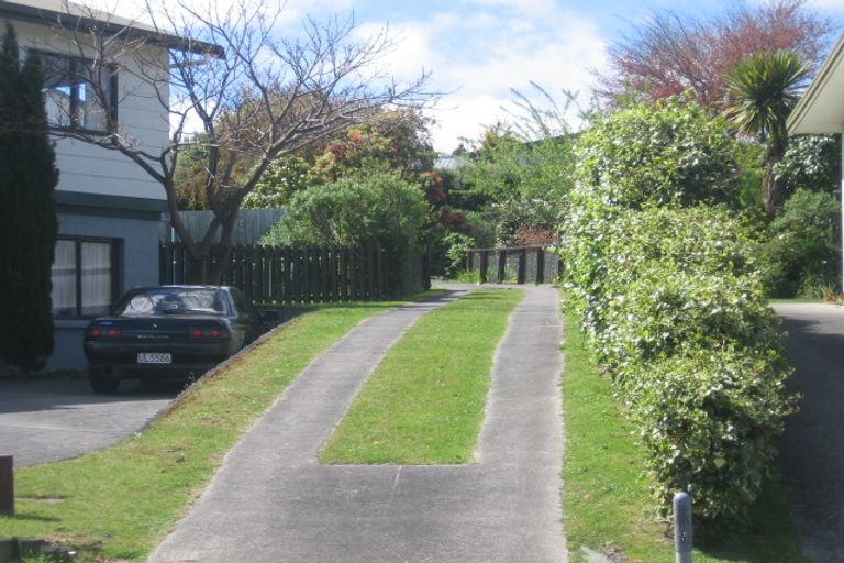 Photo of property in 8 Regents Grove, Richmond Heights, Taupo, 3330