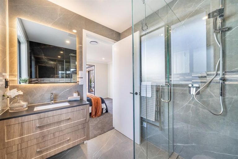 Photo of property in 17 Cynisca Crescent, Wallaceville, Upper Hutt, 5018