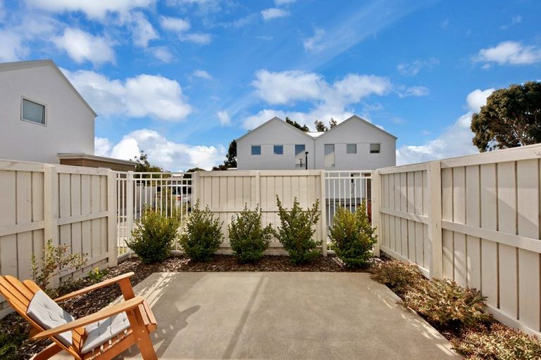 Photo of property in 6/24 Dampier Street, Woolston, Christchurch, 8023