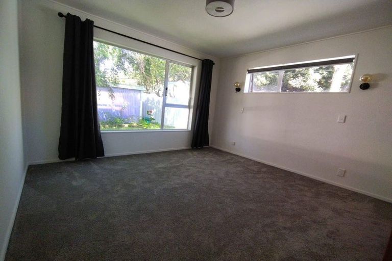 Photo of property in 2/44 Devonshire Road, Miramar, Wellington, 6022