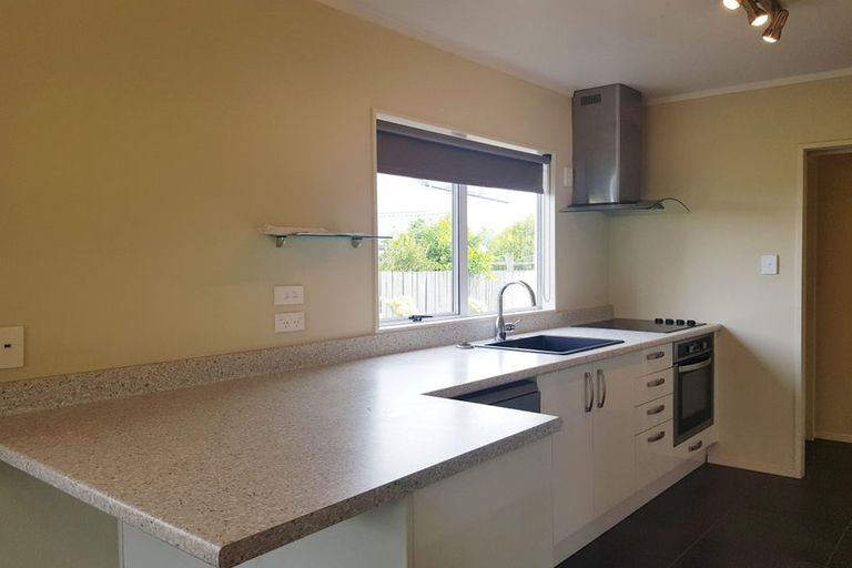 Photo of property in 56b Youngs Road, Papakura, 2110