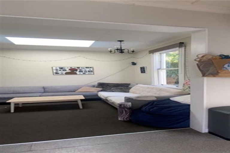 Photo of property in 66 Hawker Street, Mount Victoria, Wellington, 6011