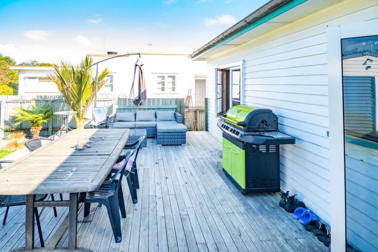 Photo of property in 56 Chalmers Road, Elgin, Gisborne, 4010